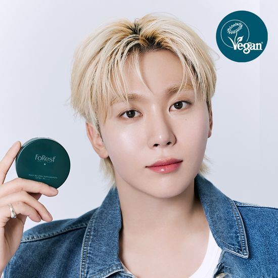 Green Finger Forest Multi Defense Sun Cushion 13g in eco-friendly packaging, ideal for sun protection and skincare, featuring K-Beauty formulation.