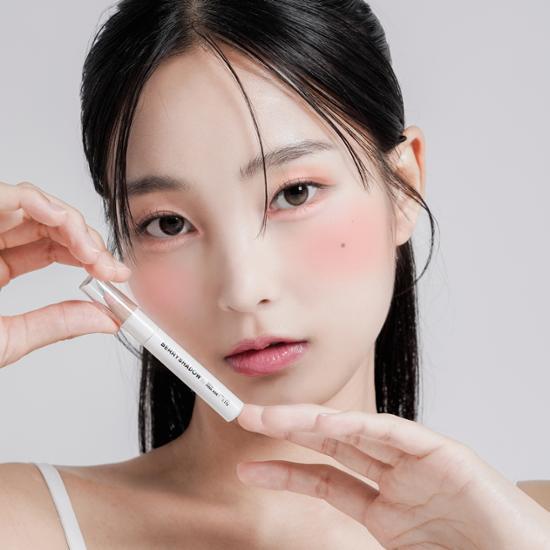 Peachberry Berry Shadow palette featuring 5 vibrant colors, including the soft pink shade 'Pink Muhly' - ideal for creating beautiful eye makeup looks.