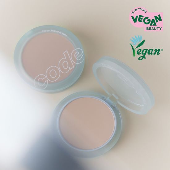 Alt text: Code Glocalor Fix-On Primer in Pact, a versatile makeup primer for a flawless finish, featuring CODE GLOKOLOR branding.