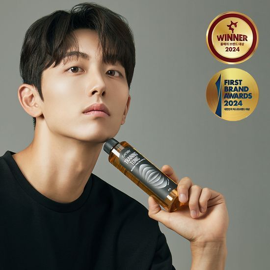 200ml Gatsby Hair & Scalp Tonic for men, available in two variants, designed for volume enhancement in K-Beauty styling products.