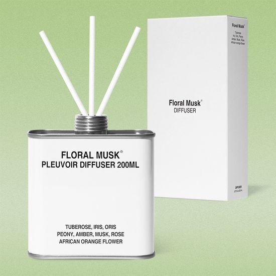 Plurbois Diffuser 200ml in Morning Soil scent, part of K-Beauty fragrance collection, designed for personal care and relaxation.