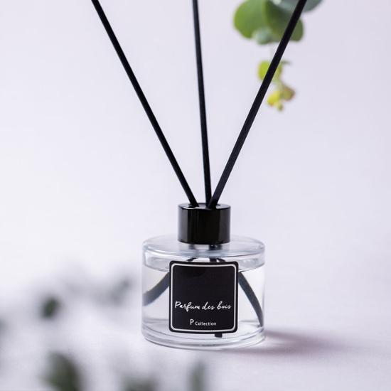 100ml P Collection The Plaza Hotel Diffuser - Elegant fragrance bottle for a luxurious ambiance.