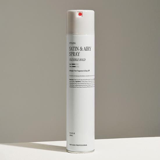300ml Curry Shield Satin & Airy Spray for men's beauty, perfect for styling and enhancing hair texture.