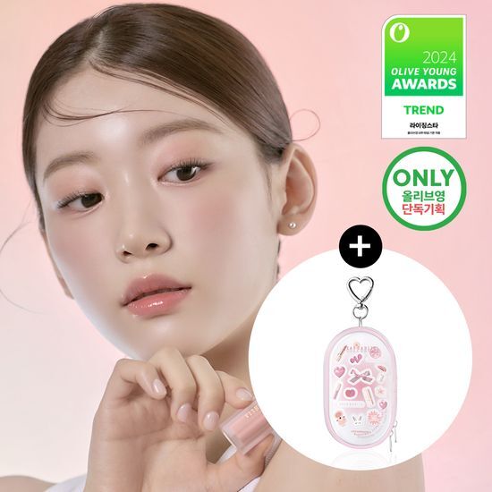 Dear Dahlia Liquid Blush in a stylish pouch, featuring a soft pink hue for a natural flush.