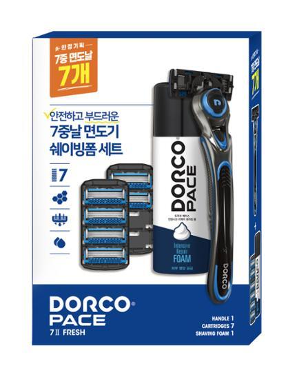 Dorco PACE7 FRESH Razor set featuring a sleek handle, 7-blade cartridge, and complimentary shaving foam, perfect for men's grooming.