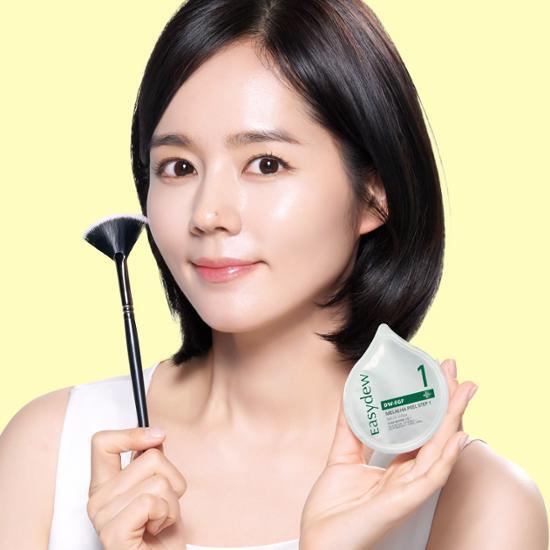 Easydew DW-EGF Melaraphil LHA One-Day Program skincare mask for brightening and rejuvenation, part of K-Beauty collection.