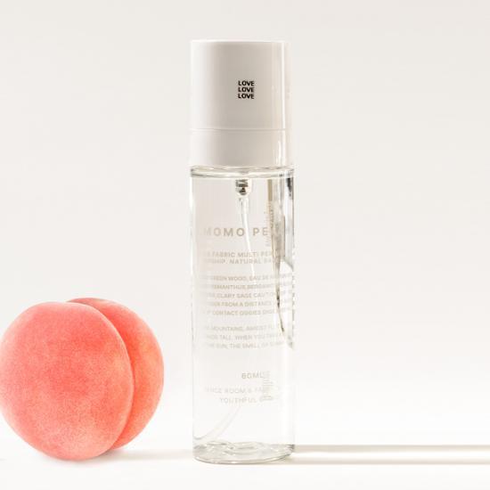Alt text: Deunhyang Fresh Peach Room & Fabric Spray 80ml - K-Beauty fragrance for a refreshing scent in personal care.
