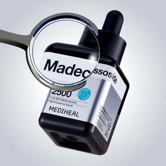 40ml Mediheal Madecassoside Pore Repair Ampoule Serum, a K-Beauty skincare product designed to minimize pores and enhance skin texture.