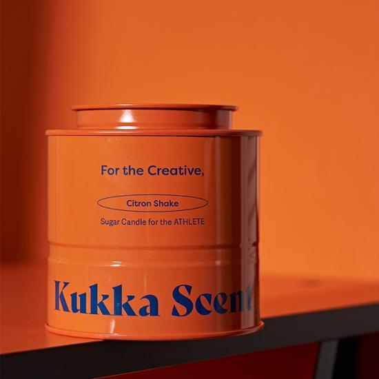 Alt text: Kukka Sugar Candle 200g with Citron Yuzu scent, a fragrant addition to personal care, perfect for a soothing ambiance.