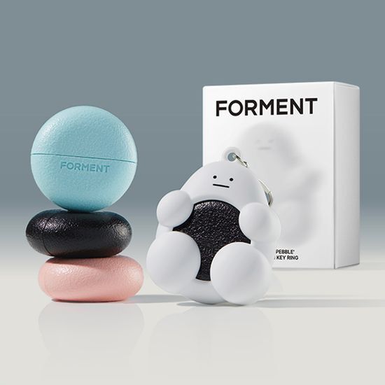Limited Edition Pohment Solid Perfume in Cotton Bath scent, showcasing K-Beauty fragrance in a sleek container.