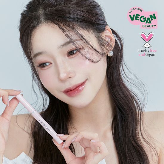 Salmon-colored Kipin Touch Glow Lip Sealer Pencil 0.9g from Keepu, ideal for enhancing lips with a seamless finish.