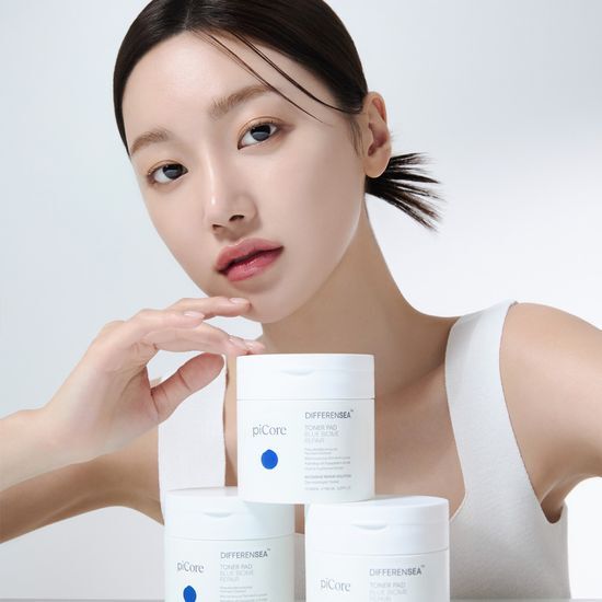 Pycora Differency Blue Biome Repair Toner Pads - 70 sheets of K-Beauty skincare for effective skin rejuvenation and hydration.