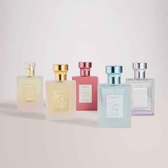 Pohment Signature Perfume in Cotton Bath scent, part of a five-option fragrance collection, showcasing a stylish bottle against a soft background.