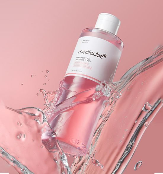 250ml MediCube PDRN Pink Cica Soothing Toner for skincare, featuring soothing properties and K-Beauty formulation.