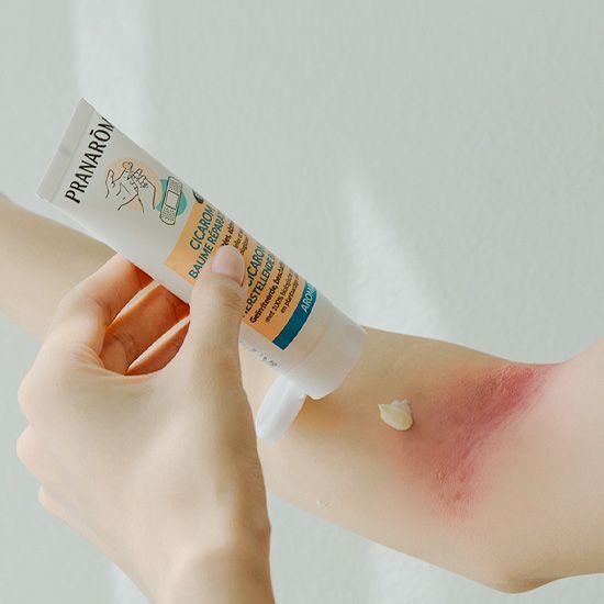 Pranarom Cicarom Repair Balm 40ml in a sleek container, ideal for skincare and moisturizing, tagged with K-Beauty and personal care.