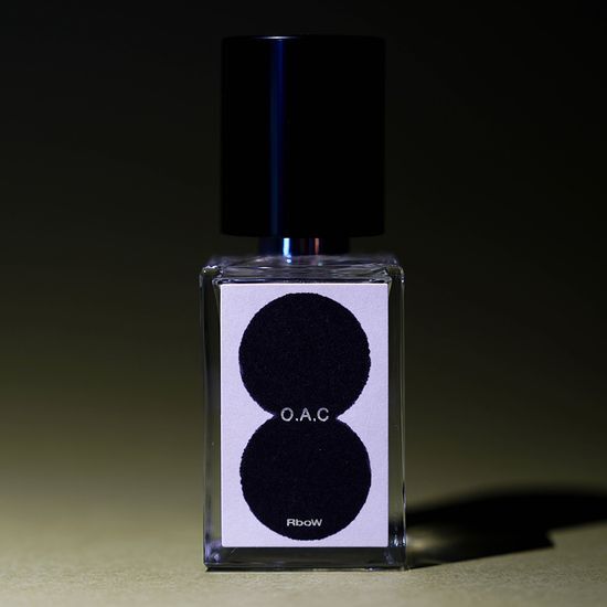 Albow Case Study EDP 30ml - K-Beauty fragrance in an elegant bottle, perfect for personal care and cosmetics.