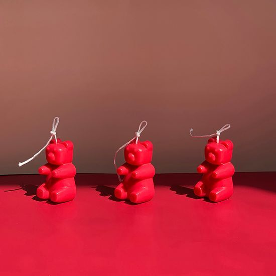 Red gummy bear-shaped candle from OZETI, 45g, offering a delightful fragrance, perfect for K-Beauty enthusiasts and personal care.