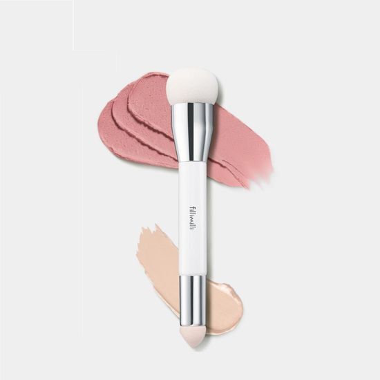 Close-up of PiliMili Dual Stamp Sponge, a versatile beauty tool for flawless makeup application, featuring a unique dual-ended design perfect for K-Beauty enthusiasts.