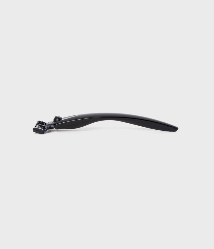 UK Design Razor R1 - Jet Black by BolinWeb - Available at allkpopmag. Price: $118.75.