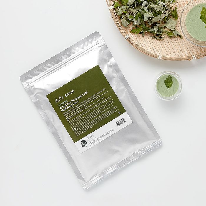 Enhanced Mugwort Natural Modeling Pack (500g / 13-15 Uses) by Daily Sense - Available at allkpopmag. Price: $49.38.
