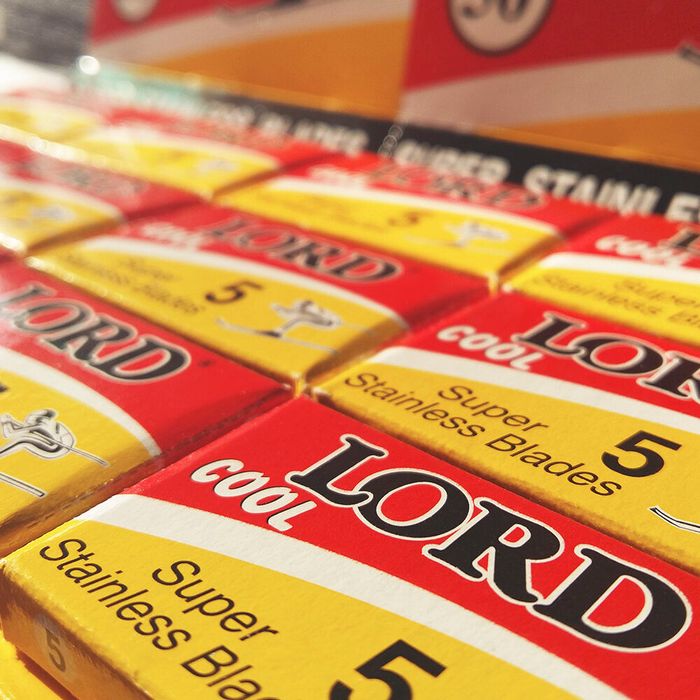 Road Razor Blades 20-Pack (100 Blades) by Barbero - Available at allkpopmag. Price: $46.21.