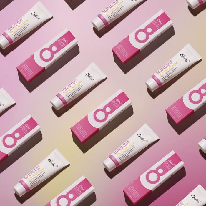 Damask Rose Extra Radiance Whitening Cream by Gila8 - Available at allkpopmag. Price: $29.39.