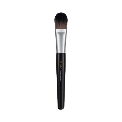 foundation-brush-823